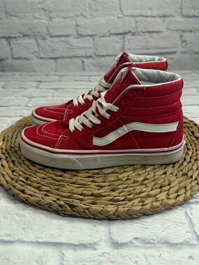Vans Red Off The Wall Canvas High Top Sneakers. Women’s Size 8